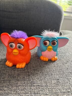 Vintage Furby 1998 McDonalds Toys Set of 2 Orange Blue